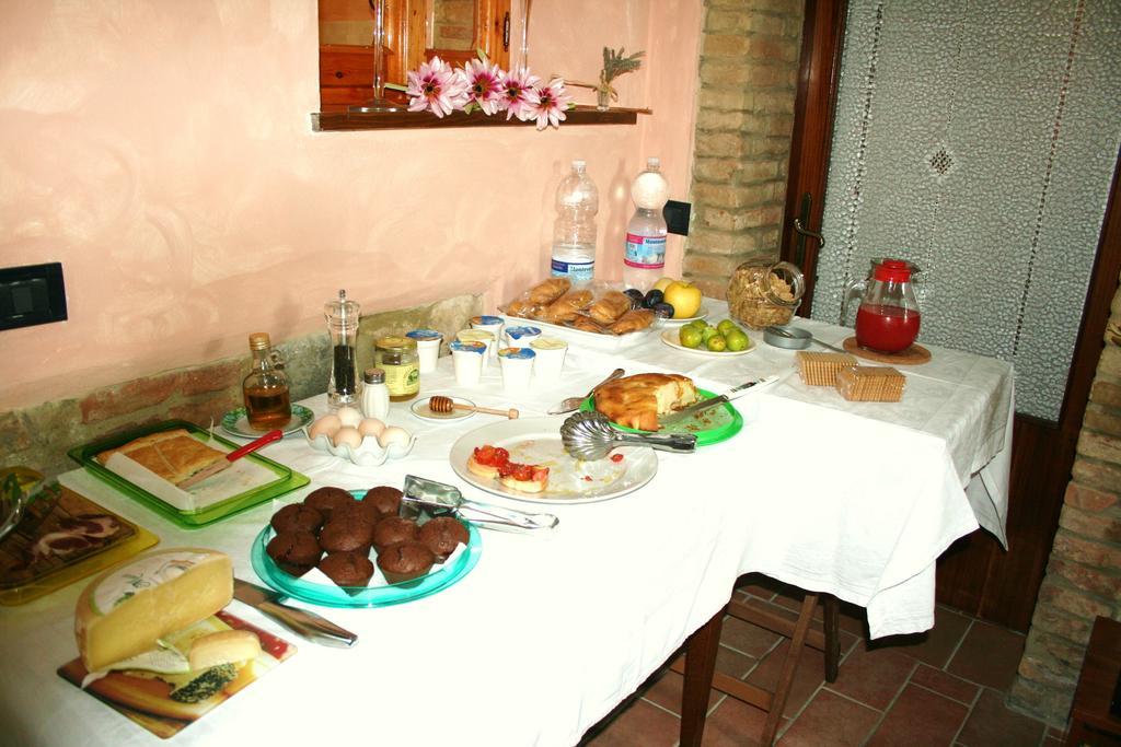 Antico Casolare Villa Сан Джиминяно Екстериор снимка