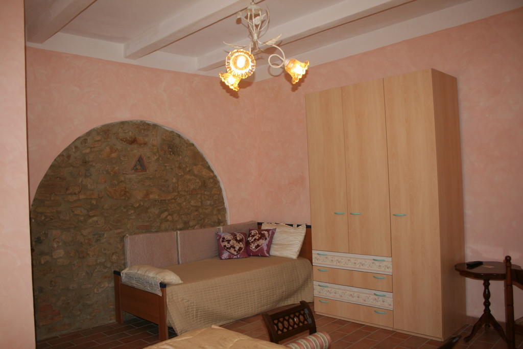 Antico Casolare Villa Сан Джиминяно Стая снимка